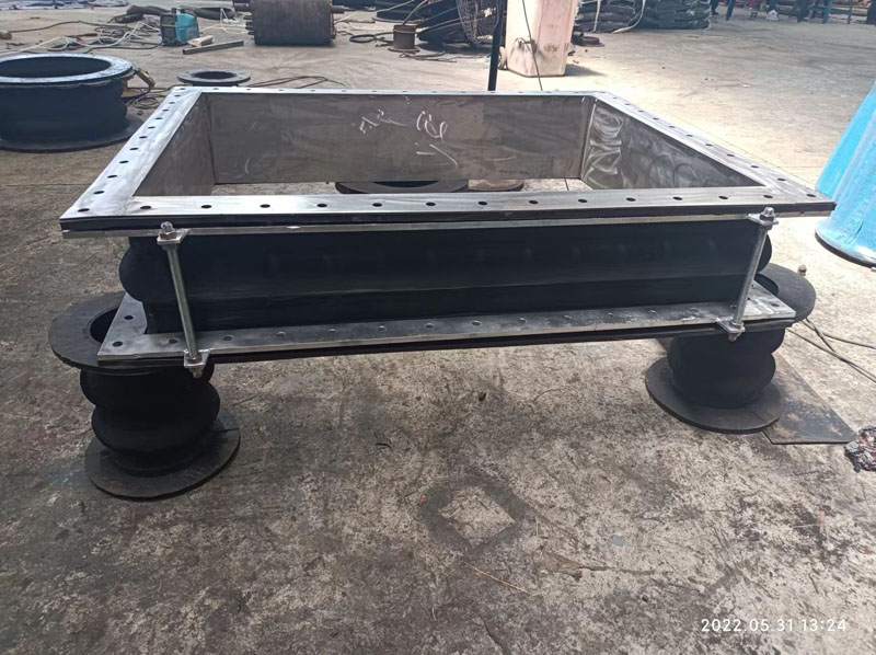 Co to jest miękkie gumowe złącze wentylatora prostokątnego i dlaczego jest ono niezbędne w systemie HVAC